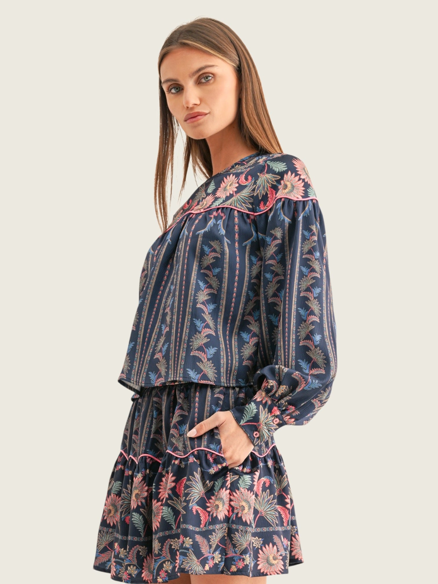 Baily Top