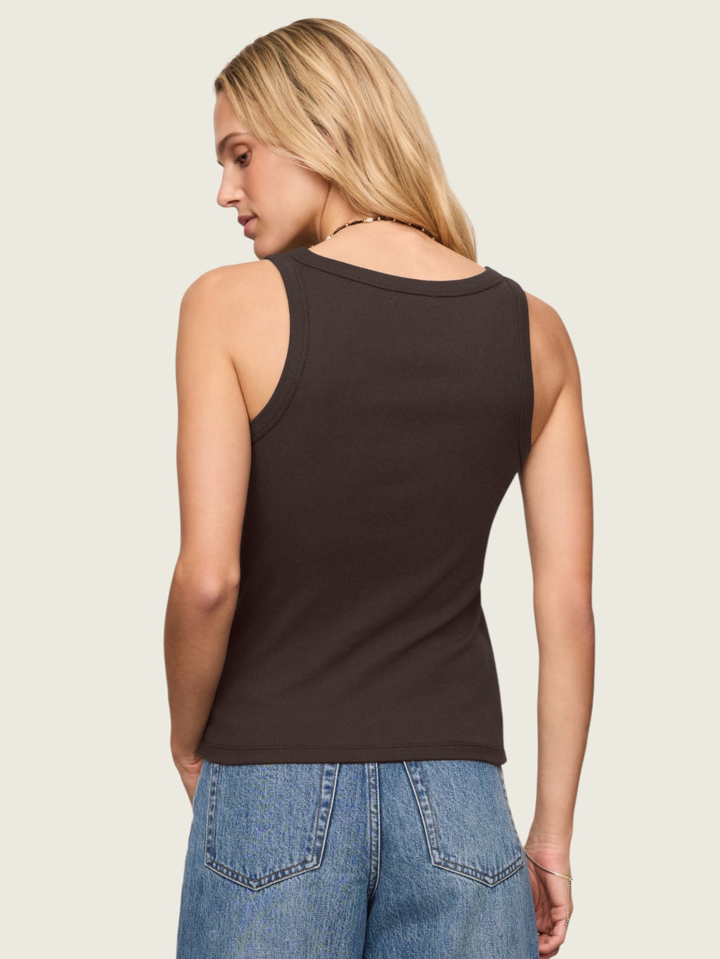 Rowe Scoop Tank